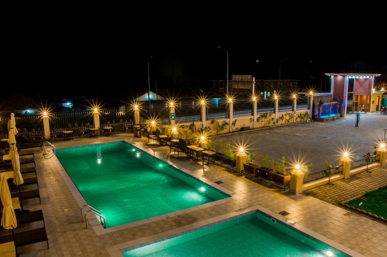 Hotel Horizon Энтеббе Экстерьер фото
