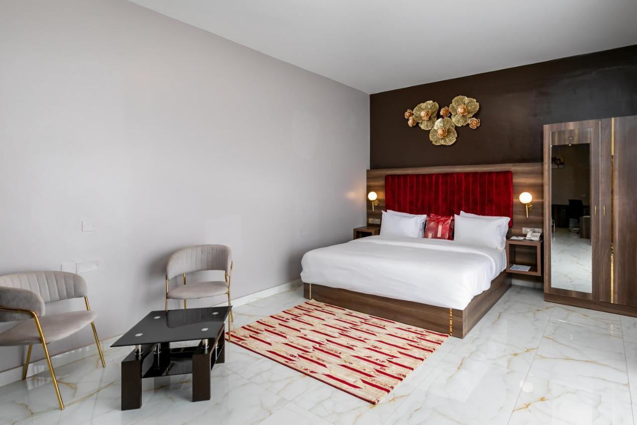 Hotel Horizon Энтеббе Экстерьер фото
