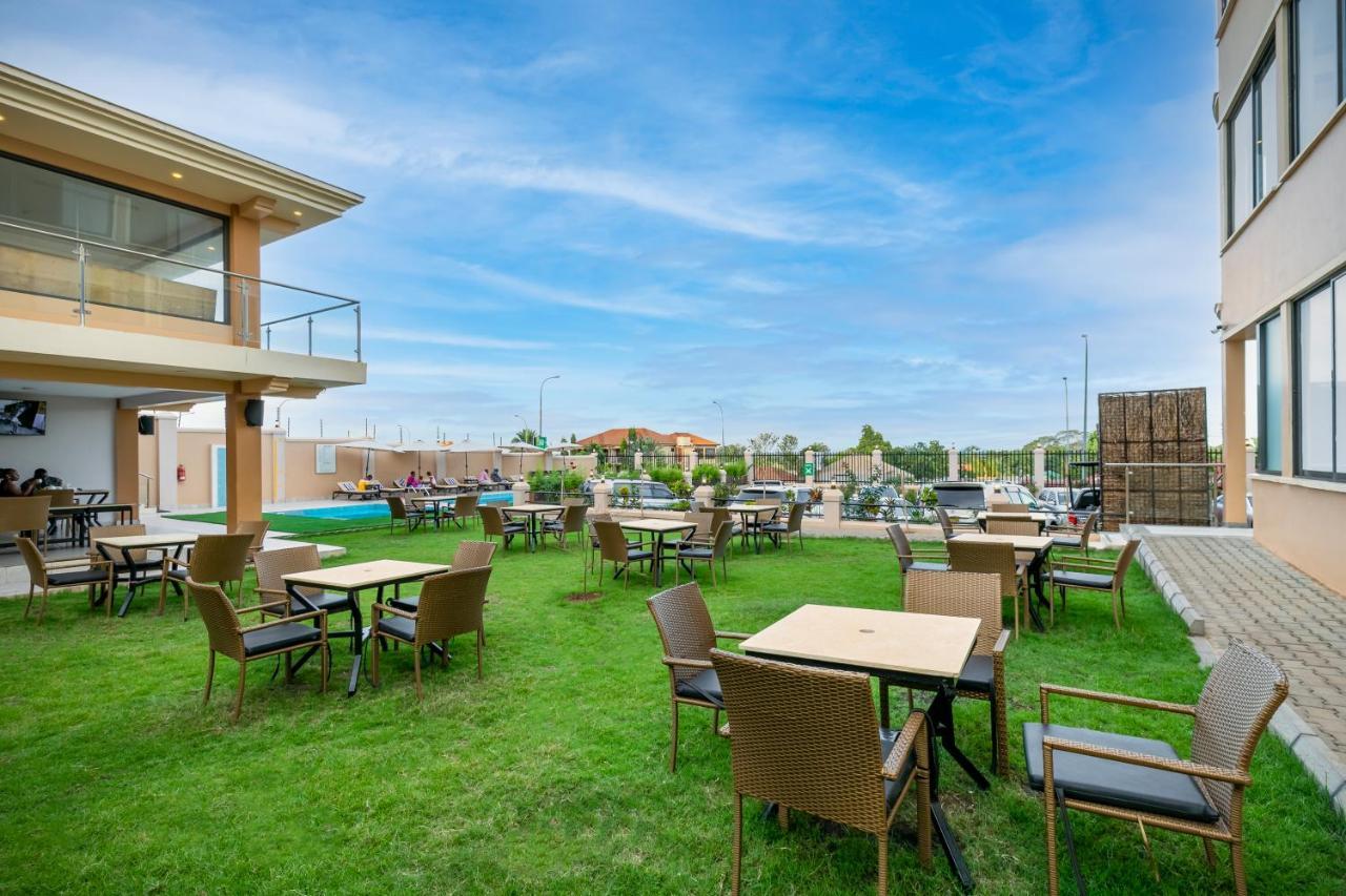 Hotel Horizon Энтеббе Экстерьер фото